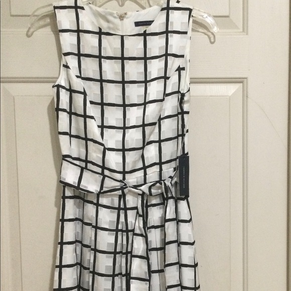 Tommy Hilfiger Dresses & Skirts - (NWT) Black and White stripped